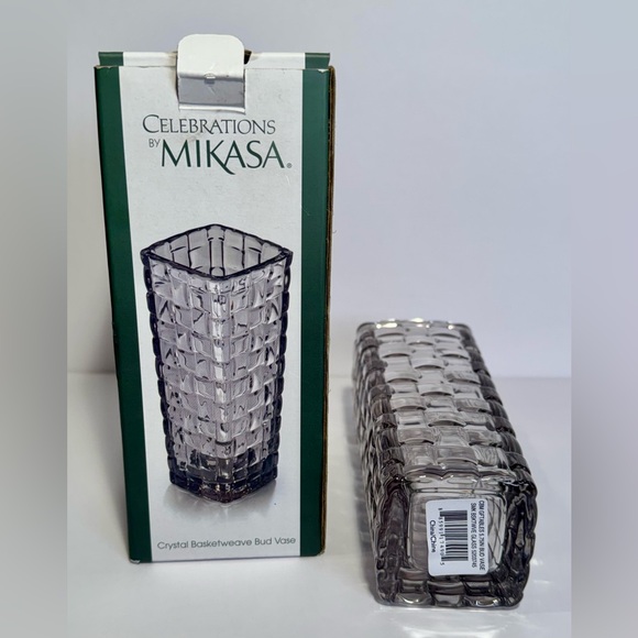 Mikasa Crystal Basketweave Vase NIB - Picture 2 of 11